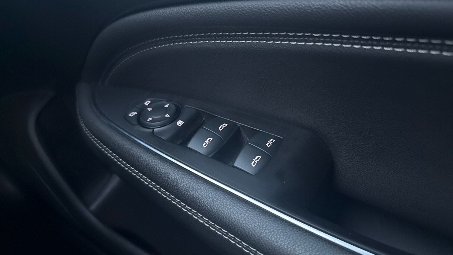 Used Vauxhall Insignia 2018 for sale - 78078773: Photo 25