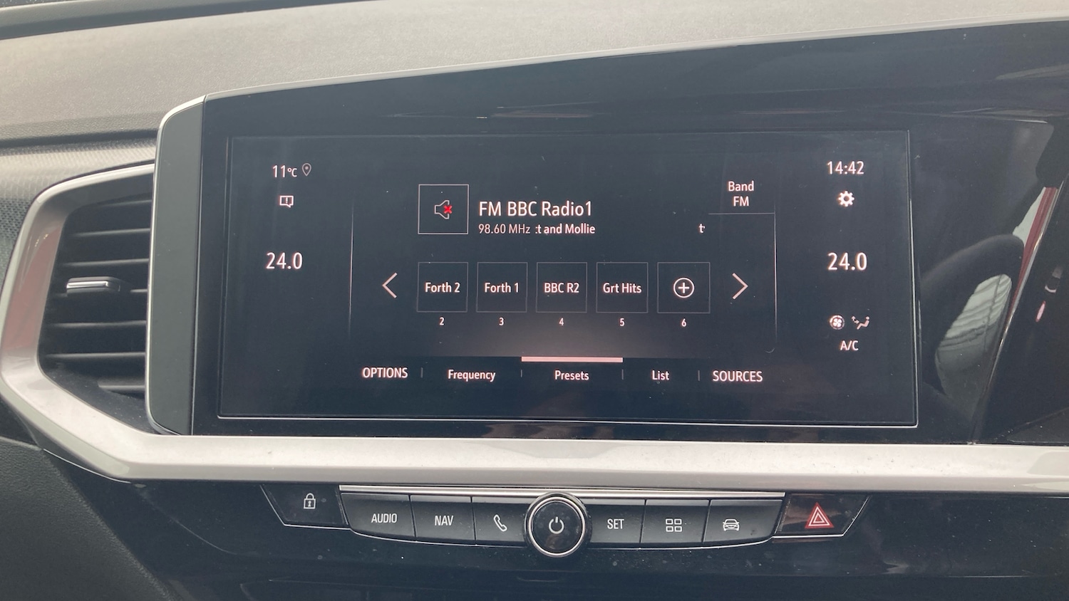 Used Vauxhall Grandland 2023 for sale - 77953854: Photo 12