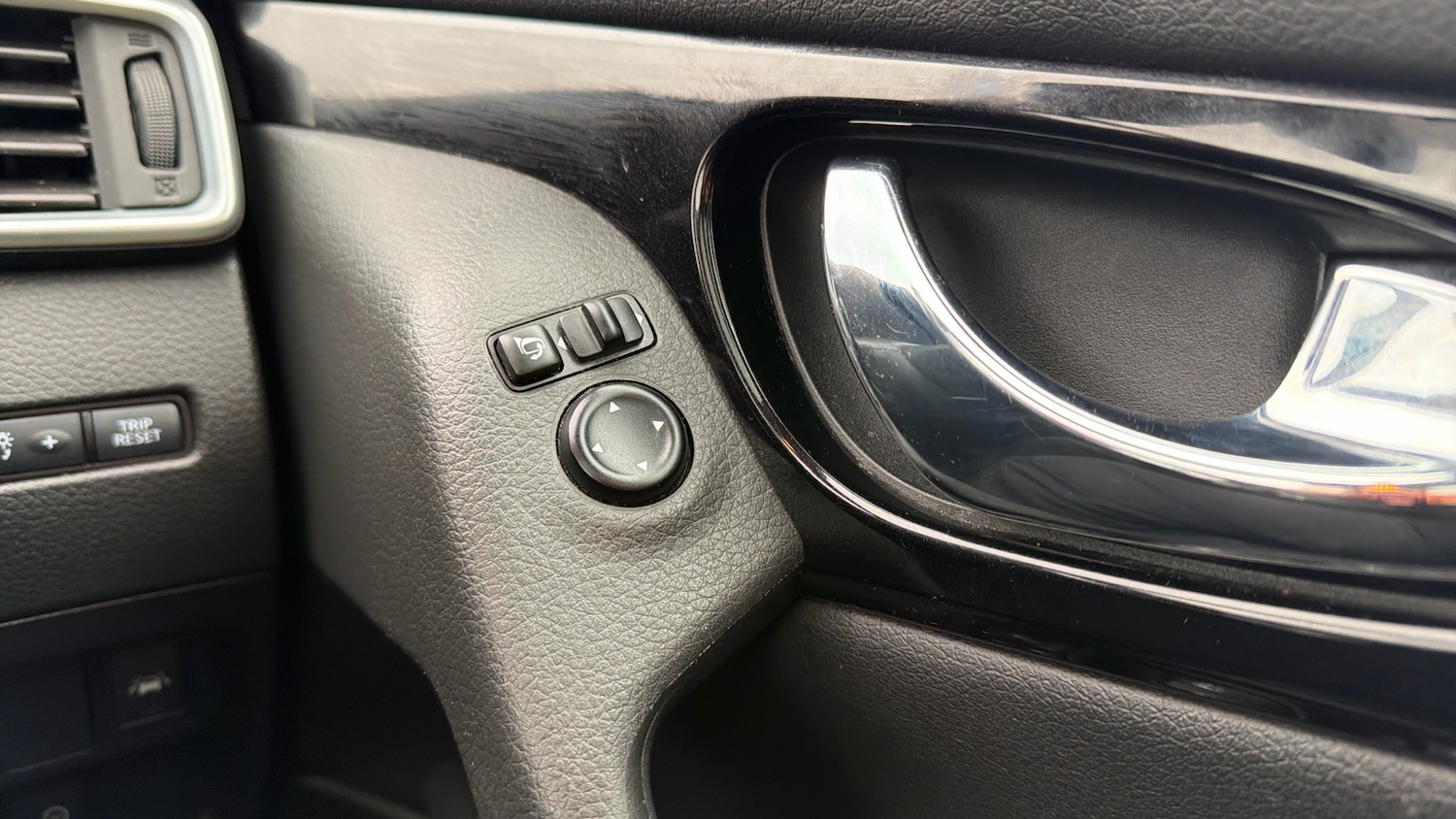 Used Nissan Qashqai 2020 for sale - 77088064: Photo 25