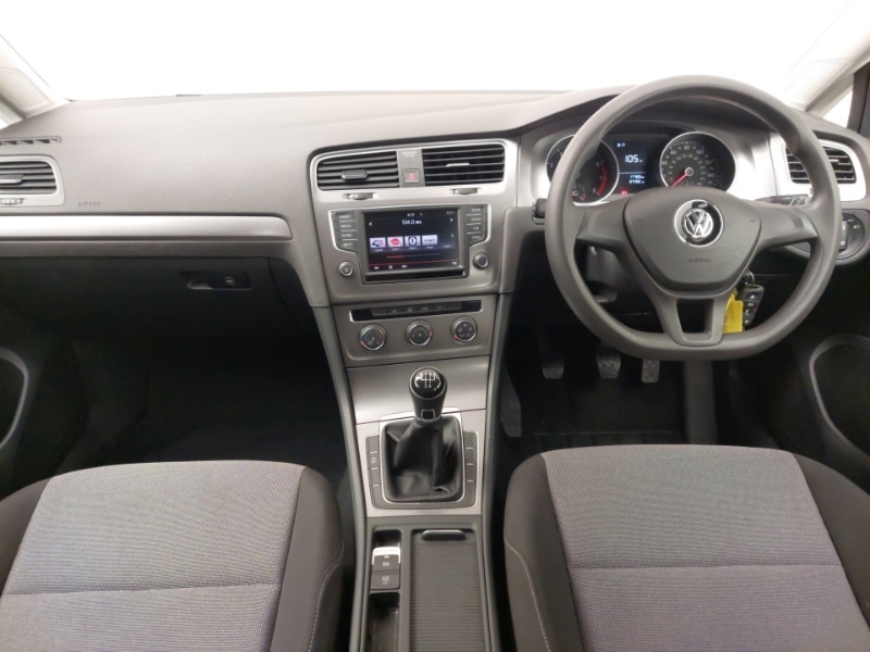 Used Volkswagen Golf 2016 for sale - 76815709: Photo 2