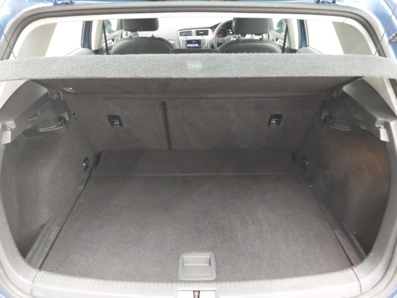 Used Volkswagen Golf 2016 for sale - 76815709: Photo 8