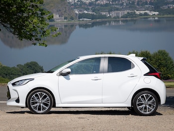 Used Toyota Yaris 2022 for sale - 79356354: Photo