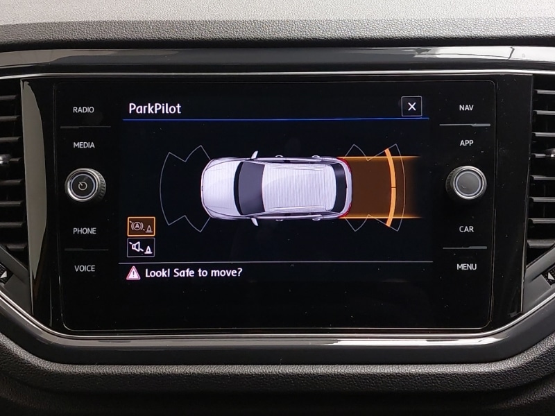 Used Volkswagen T-Roc 2019 for sale - 76636572: Photo 14