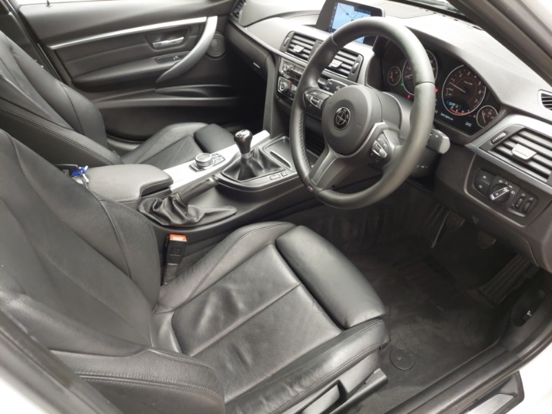 Used BMW 3 Series 2018 for sale - 76403804: Photo 13