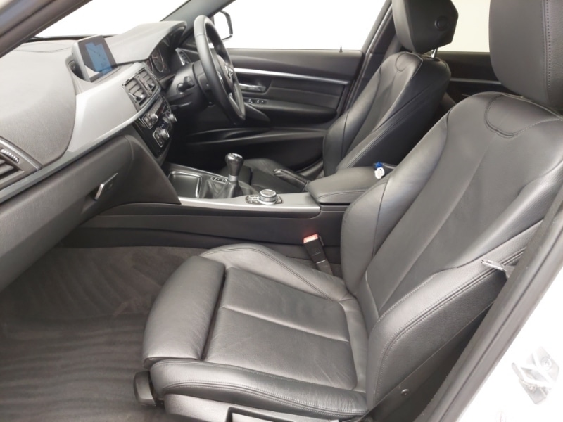 Used BMW 3 Series 2018 for sale - 76403804: Photo 5