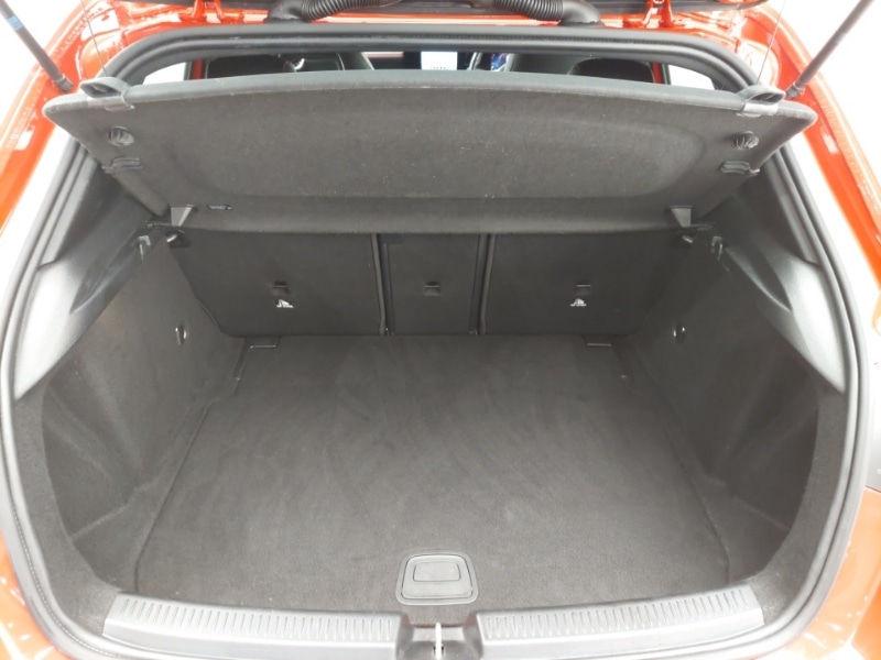 Used Mercedes-Benz A-Class 2019 for sale - 76893652: Photo 8