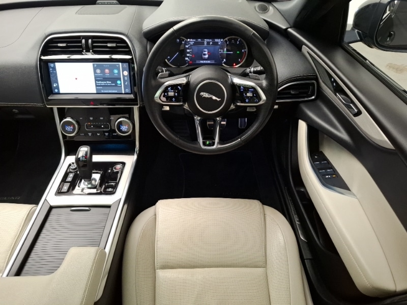 Used Jaguar XE 2023 for sale - 77992553: Photo 7