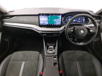 Used Skoda Octavia 2024 for sale - 77304176: Photo