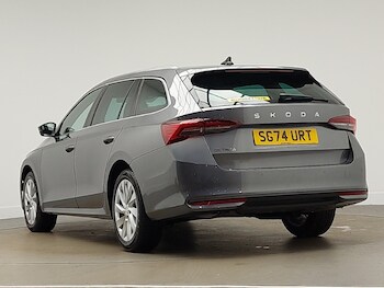 Used Skoda Octavia 2024 for sale - 77304176: Photo