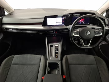 Used Volkswagen Golf 2020 for sale - 76269053: Photo 2