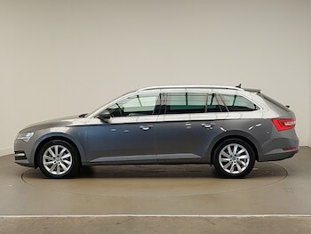 Used Skoda Superb 2023 for sale - 77273371: Photo