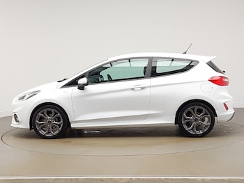Used Ford Fiesta 2018 for sale - 76860727: Photo