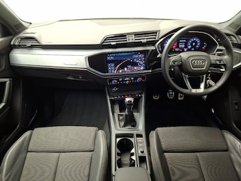 Used Audi Q3 2020 for sale - 79356571: Photo