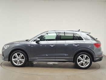 Used Audi Q3 2020 for sale - 79356571: Photo