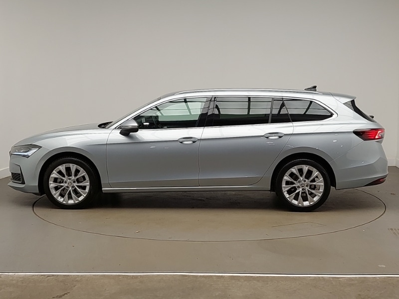 Used Skoda Superb 2024 for sale - 76321485: Photo 4