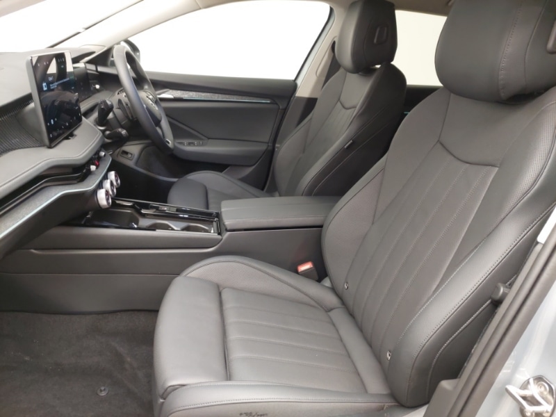 Used Skoda Superb 2024 for sale - 76321485: Photo 5