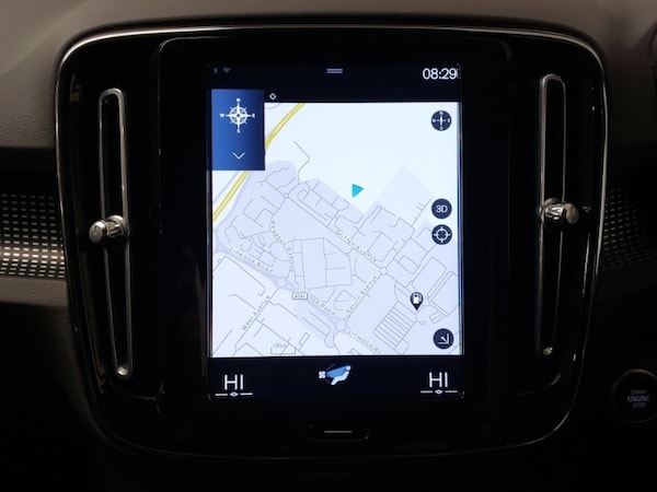 Used Volvo XC40 2021 for sale - 75921632: Photo 11