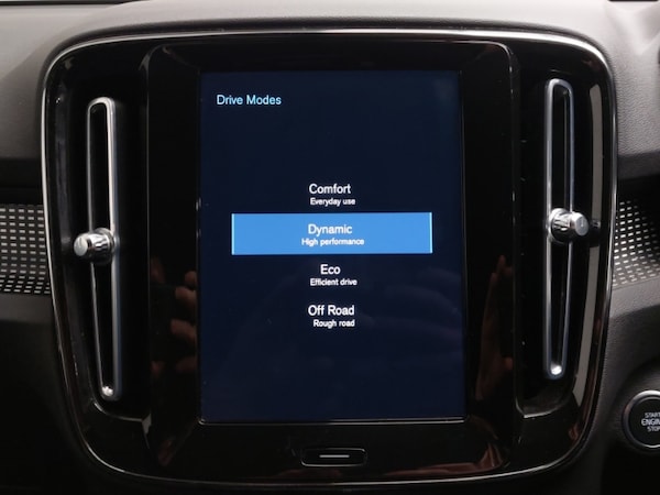 Used Volvo XC40 2021 for sale - 75921632: Photo 18