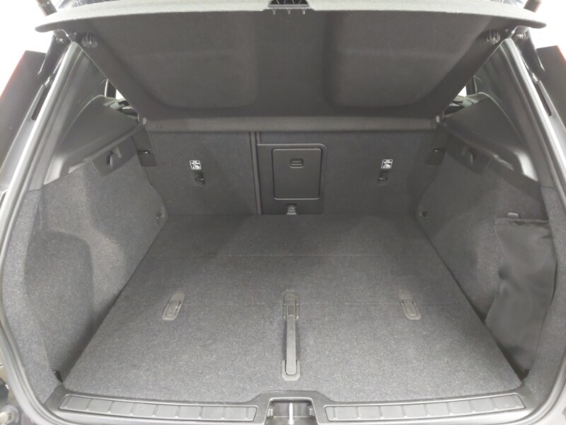 Used Volvo XC40 2022 for sale - 77933148: Photo 8