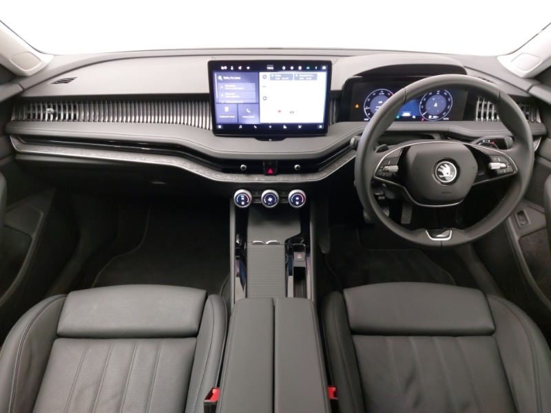 Used Skoda Superb 2024 for sale - 76244350: Photo 2