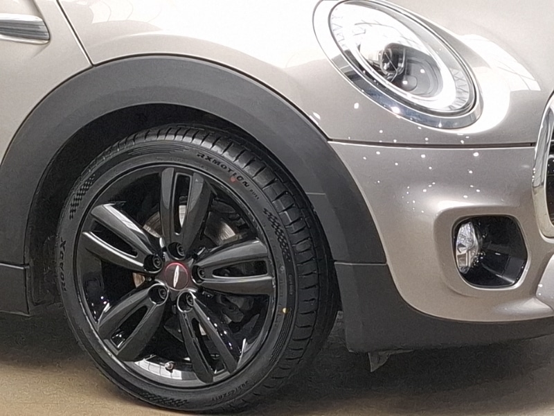 Used MINI Hatch 2019 for sale - 76275728: Photo 9