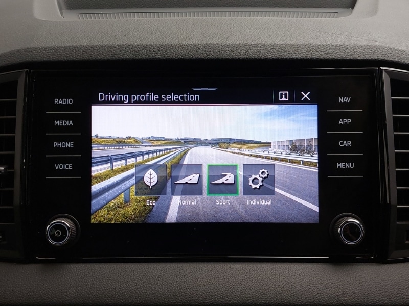 Used Skoda Karoq 2024 for sale - 76639067: Photo 17