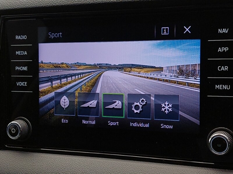 Used Skoda Karoq 2019 for sale - 77580205: Photo 17