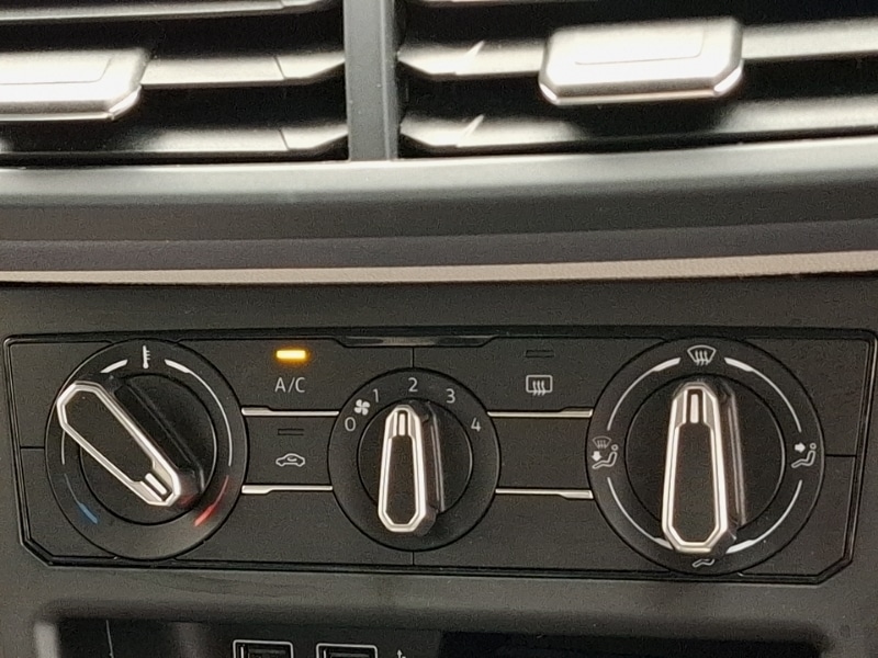 Used Volkswagen Polo 2018 for sale - 76427316: Photo 17