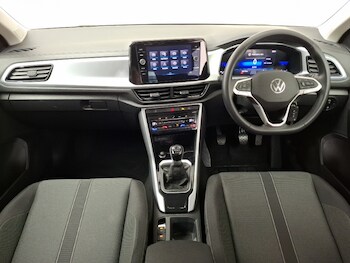 Used Volkswagen T-Roc 2023 for sale - 78071128: Photo