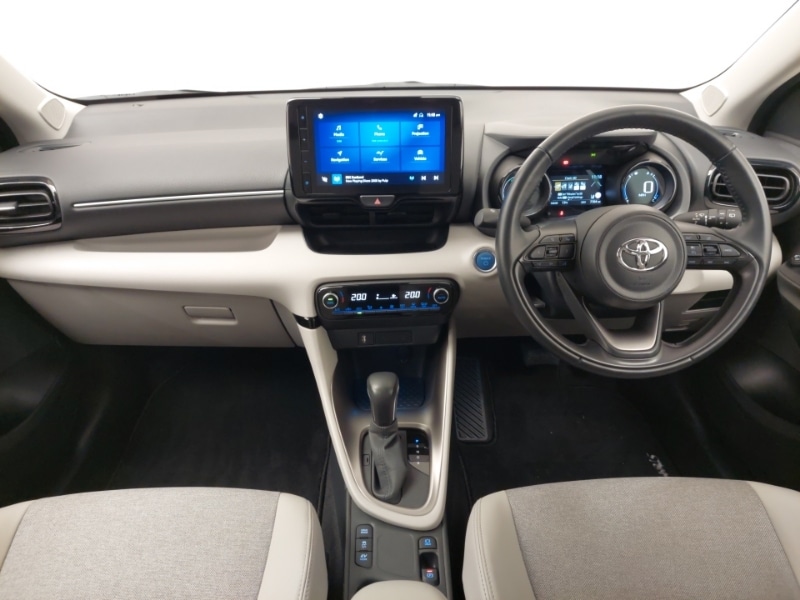 Used Toyota Yaris 2022 for sale - 77657034: Photo 2