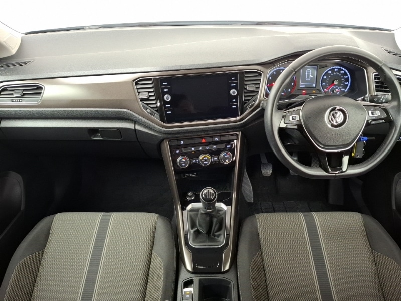 Used Volkswagen T-Roc 2019 for sale - 76621787: Photo 2