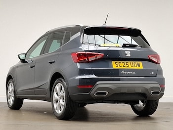 Used SEAT Arona 2025 for sale - 76484212: Photo