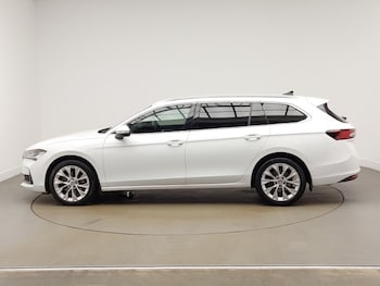 Used Skoda Superb 2024 for sale - 78928226: Photo