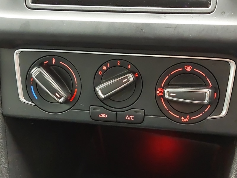 Used Volkswagen Polo 2017 for sale - 76717914: Photo 14