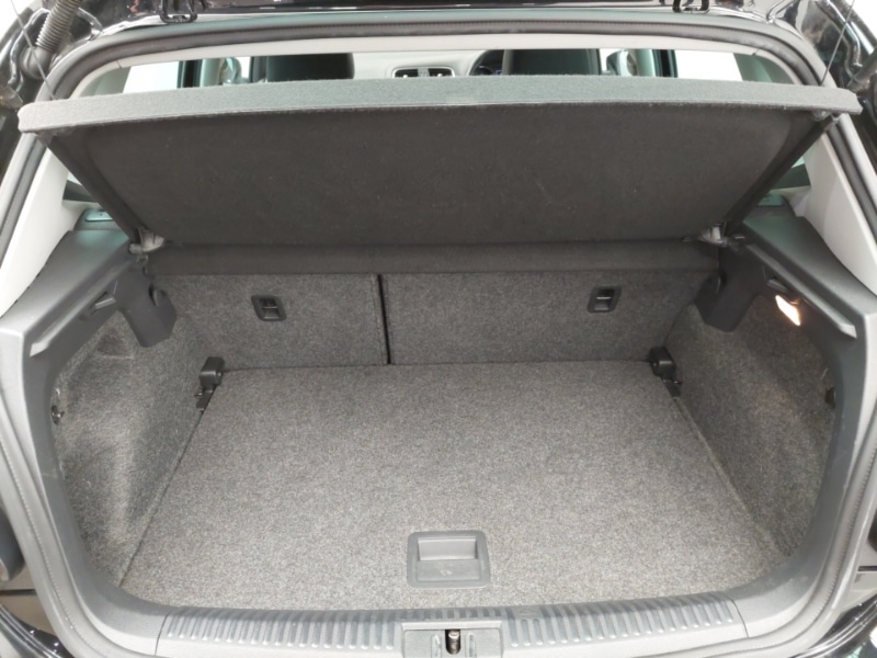 Used Volkswagen Polo 2017 for sale - 76717914: Photo 8