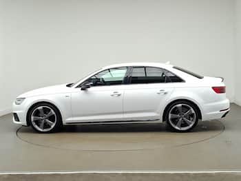 Used Audi A4 2019 for sale - 79673373: Photo