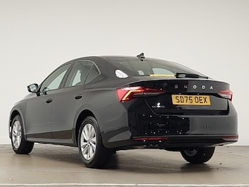 Used Skoda Octavia 2025 for sale - 77338198: Photo