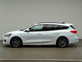 Used Ford Focus 2021 for sale - 79618410: Photo