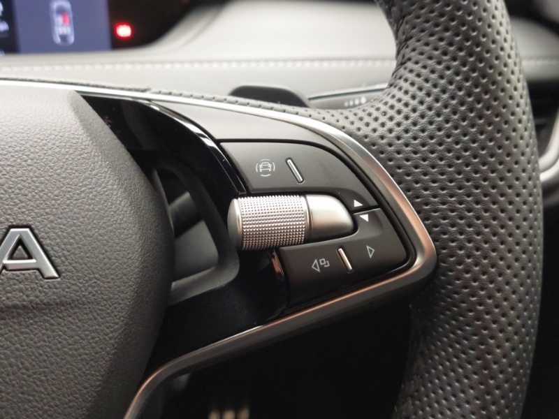 Used Skoda Enyaq 2025 for sale - 76779544: Photo 19