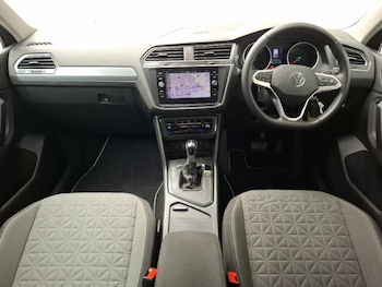 Used Volkswagen Tiguan 2021 for sale - 75914633: Photo