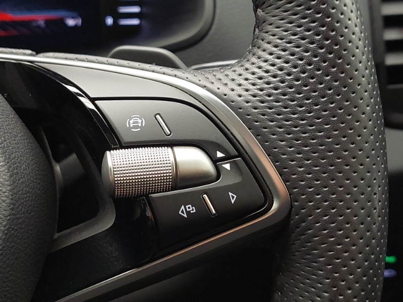 Used Skoda Karoq 2024 for sale - 77183940: Photo 19