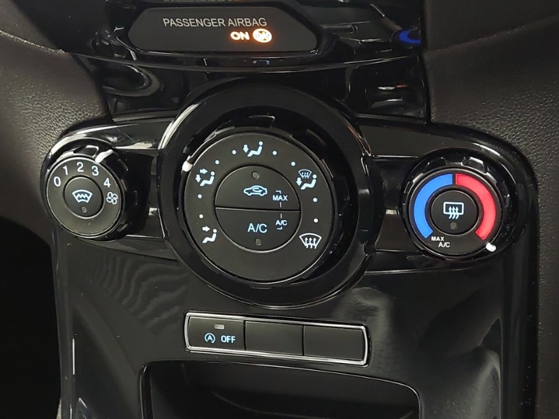 Used Ford Fiesta 2015 for sale - 76860708: Photo 15