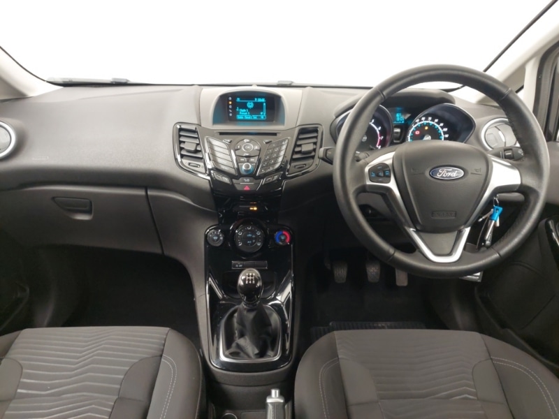 Used Ford Fiesta 2015 for sale - 76860708: Photo 2