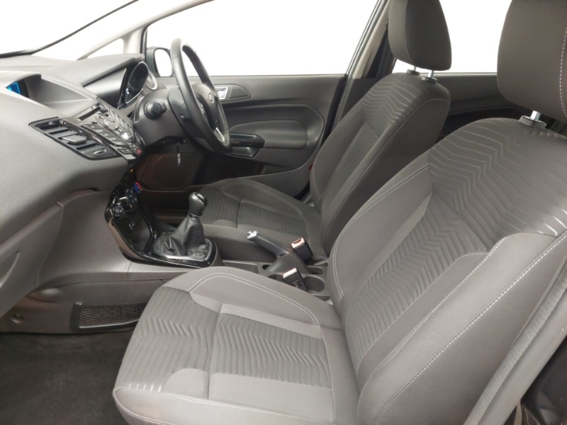 Used Ford Fiesta 2015 for sale - 76860708: Photo 5