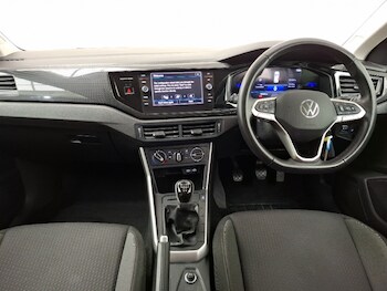 Used Volkswagen Polo 2024 for sale - 78238181: Photo