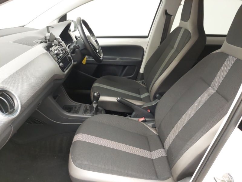 Used Volkswagen up! 2017 for sale - 77273368: Photo 5
