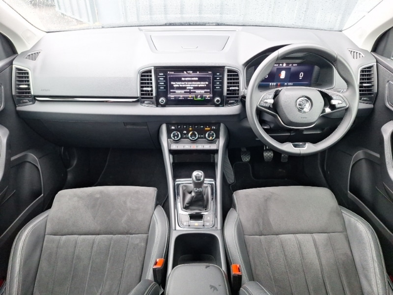 Used Skoda Karoq 2024 for sale - 76704744: Photo 2