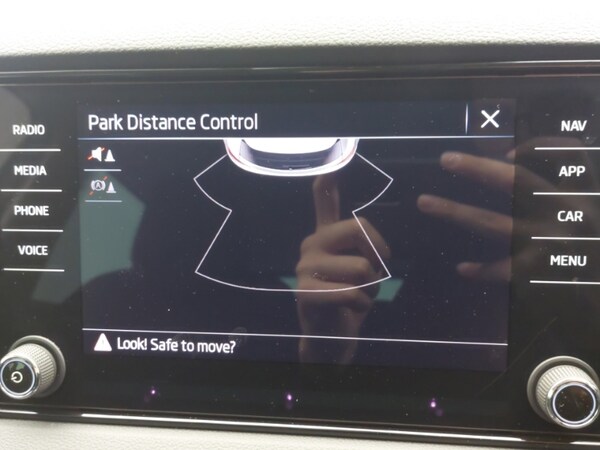 Used Skoda Karoq 2025 for sale - 76103302: Photo 15