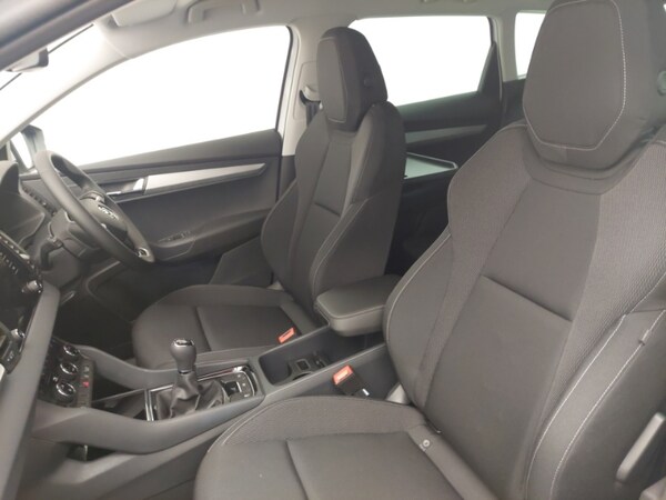 Used Skoda Karoq 2025 for sale - 76103302: Photo 5