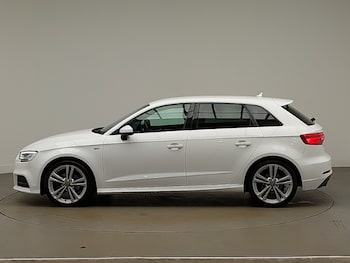 Used Audi A3 2018 for sale - 77114845: Photo